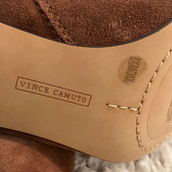 Boots - Picture 3 of 3